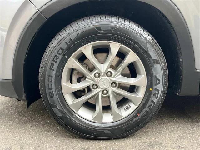 used 2019 Hyundai Santa Fe car, priced at $13,484