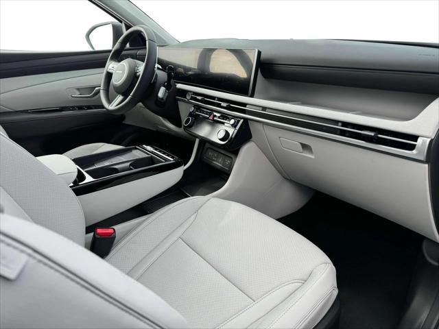 new 2025 Hyundai Tucson car, priced at $43,225