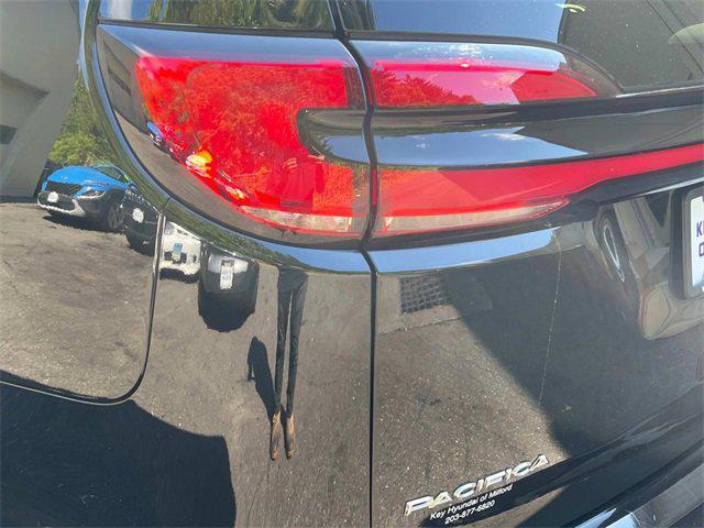 used 2023 Chrysler Pacifica Hybrid car, priced at $30,991