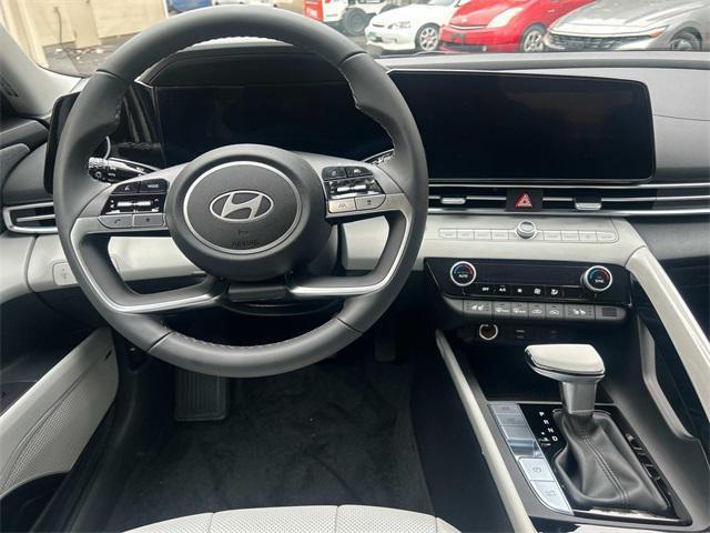 new 2024 Hyundai Santa Fe car, priced at $45,593