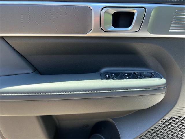 new 2025 Hyundai Santa Fe car, priced at $43,319