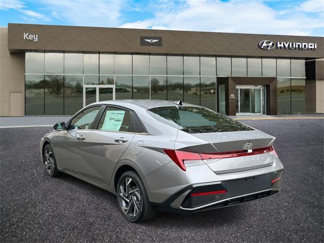 new 2025 Hyundai Elantra car, priced at $31,580