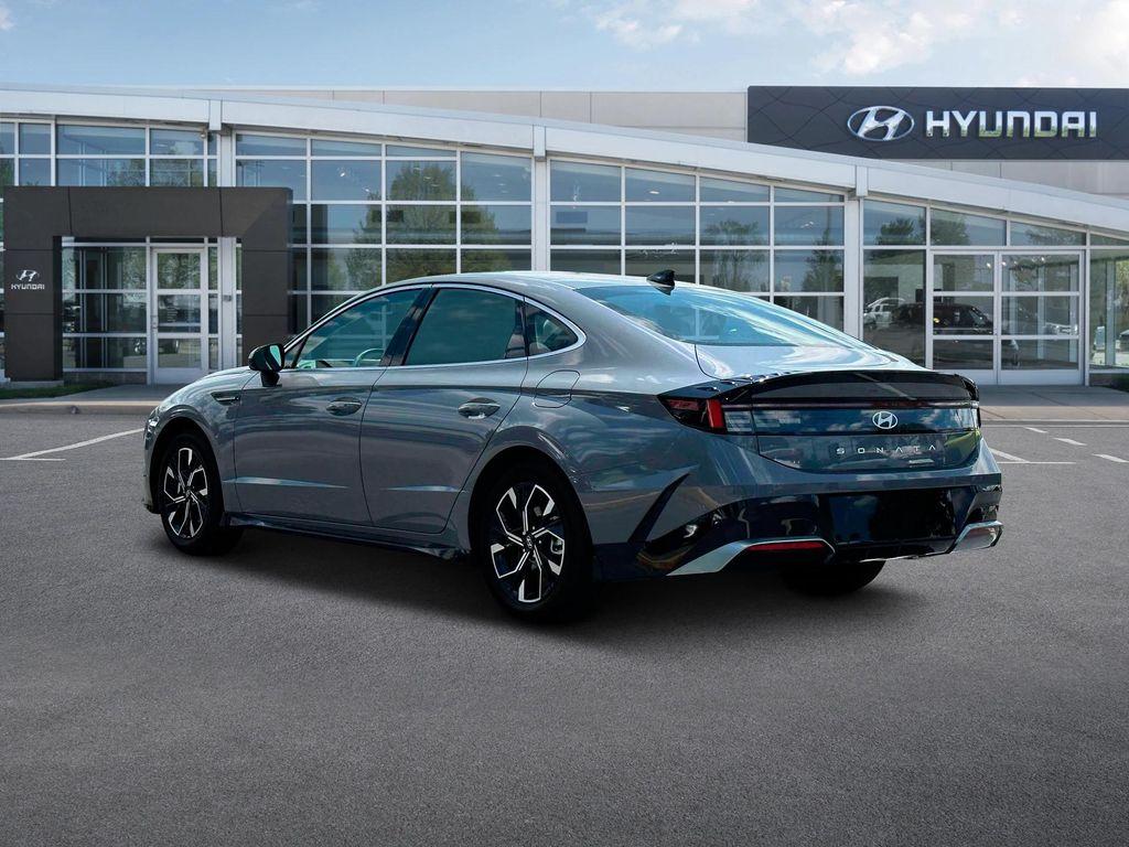 new 2024 Hyundai Sonata car, priced at $27,423