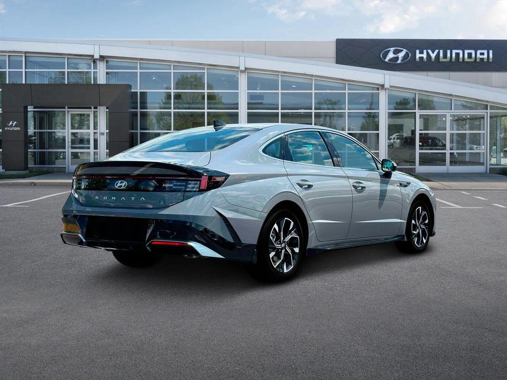 new 2024 Hyundai Sonata car, priced at $27,423