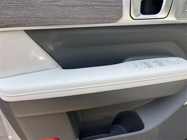 new 2025 Hyundai Santa Fe car, priced at $50,979