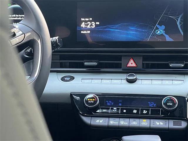 new 2025 Hyundai Elantra car, priced at $31,610