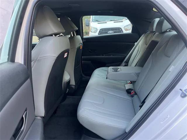 new 2025 Hyundai Elantra car, priced at $31,610