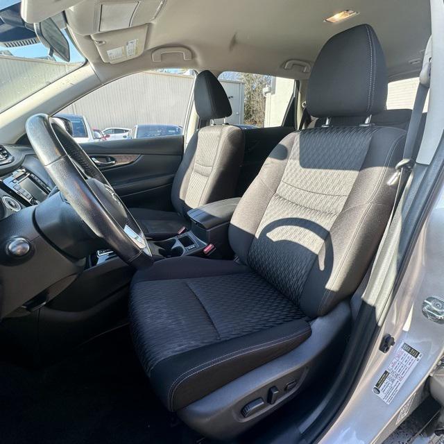 used 2019 Nissan Rogue car