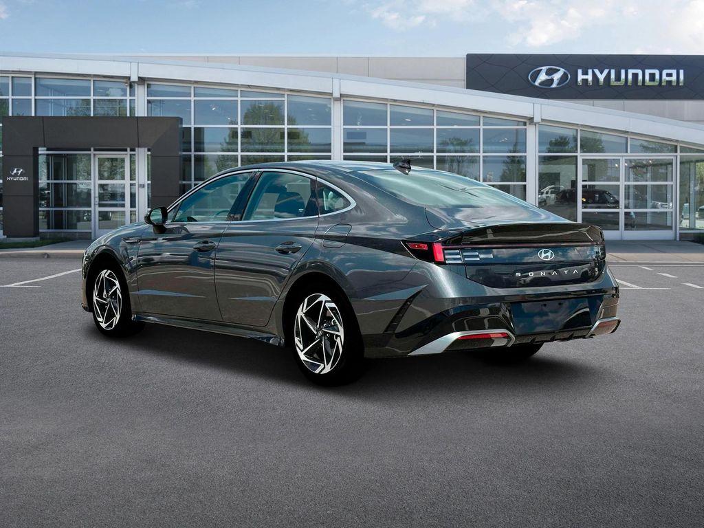 new 2024 Hyundai Sonata car, priced at $30,303