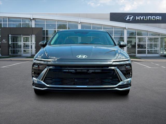 new 2024 Hyundai Sonata car, priced at $30,553