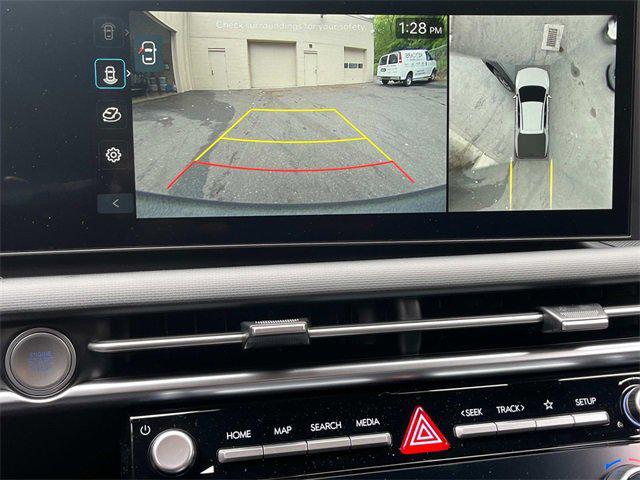 used 2025 Hyundai SANTA CRUZ car, priced at $39,613