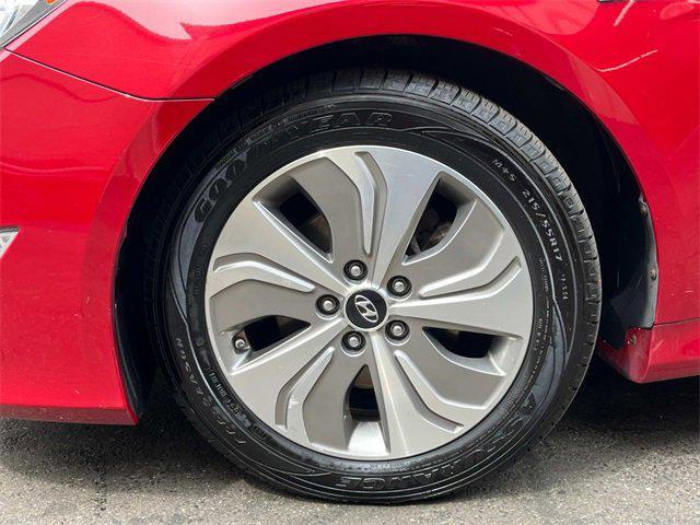 used 2015 Hyundai Sonata Hybrid car, priced at $9,885