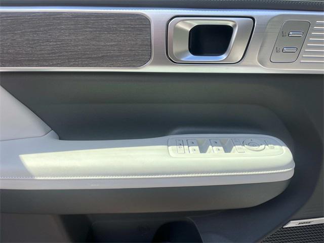 new 2025 Hyundai Santa Fe car, priced at $51,184