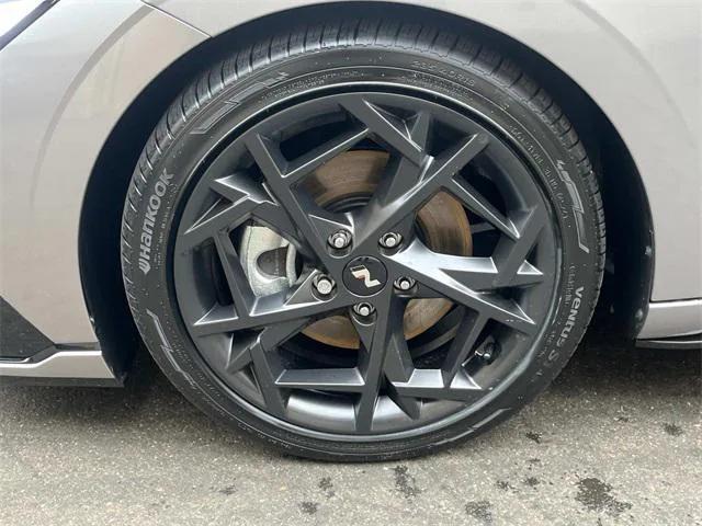 new 2025 Hyundai Elantra car, priced at $30,585