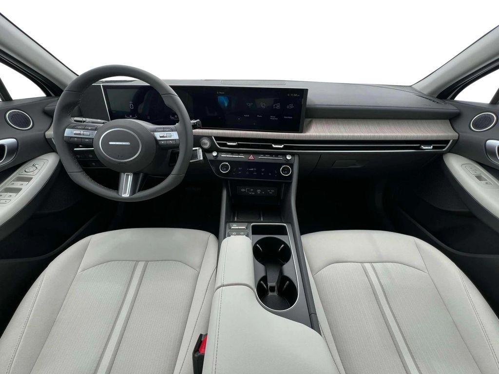 new 2024 Hyundai Sonata Hybrid car, priced at $30,299