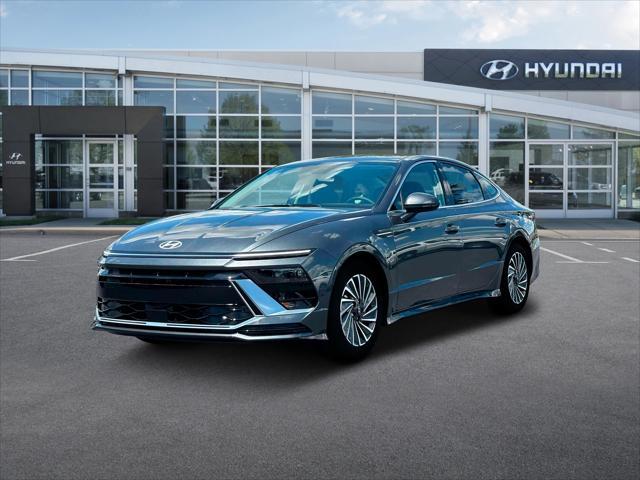 new 2024 Hyundai Sonata Hybrid car, priced at $30,299