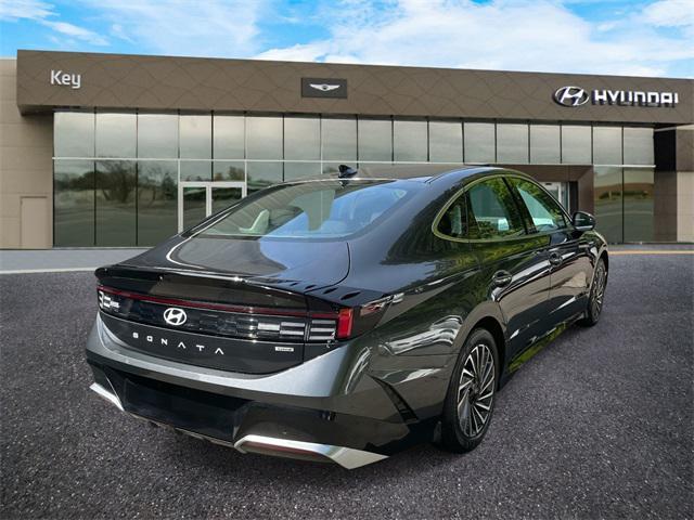 new 2024 Hyundai Sonata Hybrid car, priced at $30,299