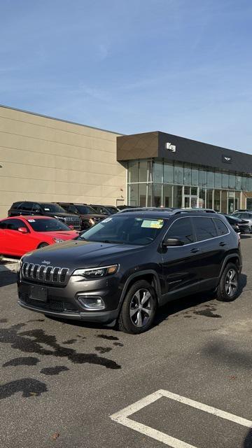 used 2019 Jeep Cherokee car, priced at $16,260