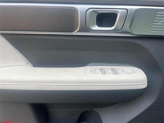 new 2025 Hyundai Santa Fe car, priced at $40,660