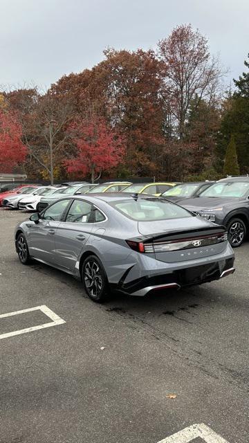 new 2024 Hyundai Sonata car, priced at $29,105