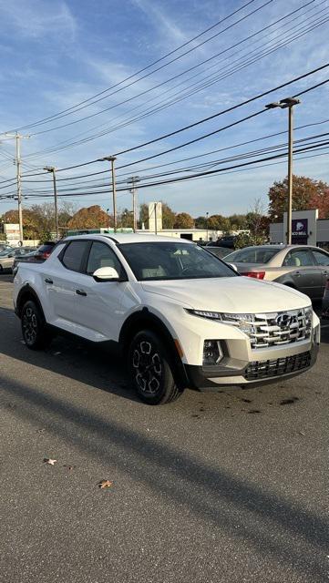 new 2024 Hyundai Santa Cruz car, priced at $31,928