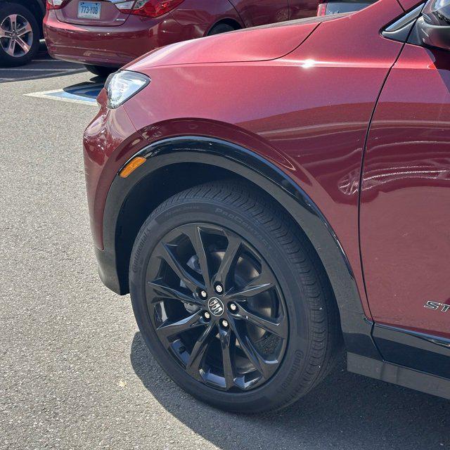 used 2025 Buick Encore GX car, priced at $32,923