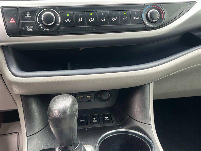 used 2019 Toyota Highlander car, priced at $21,990