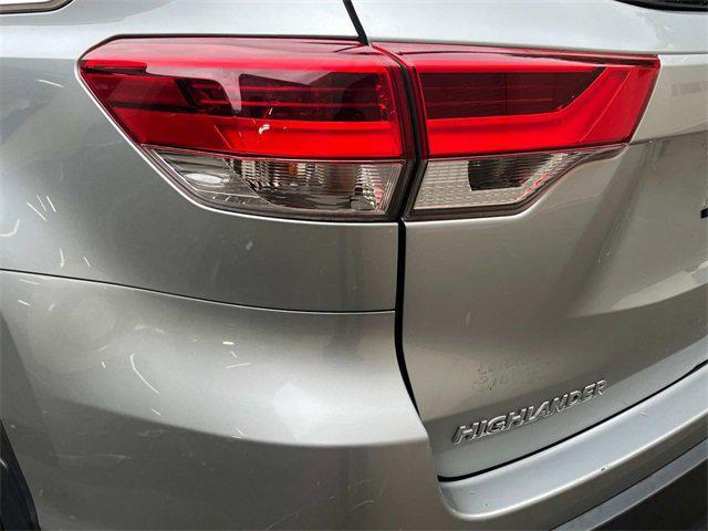 used 2019 Toyota Highlander car, priced at $21,990