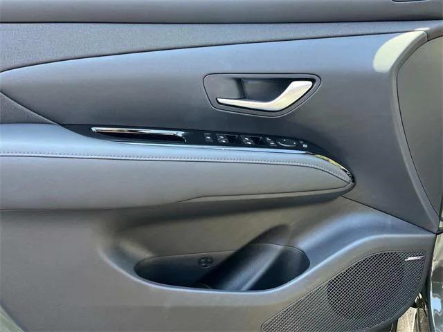 new 2025 Hyundai Tucson car, priced at $42,175