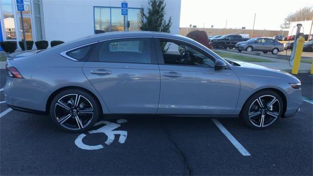 new 2025 Honda Accord Hybrid car, priced at $35,205