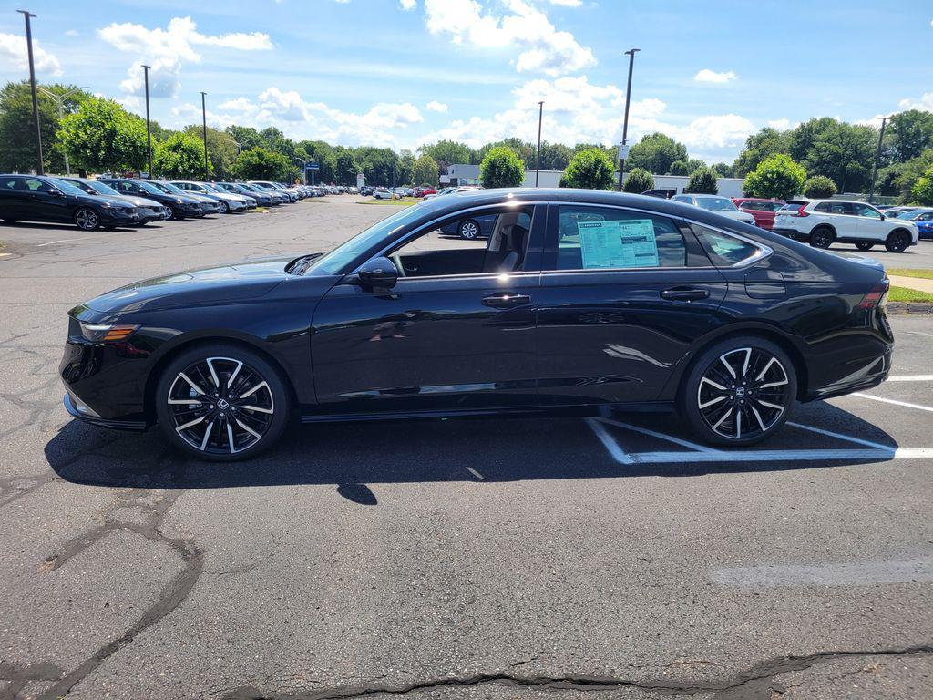 new 2025 Honda Accord Hybrid car, priced at $40,495