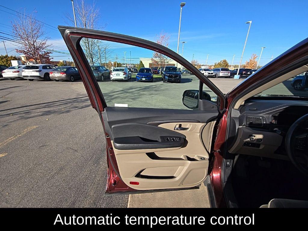 used 2019 Honda Pilot car, priced at $18,596