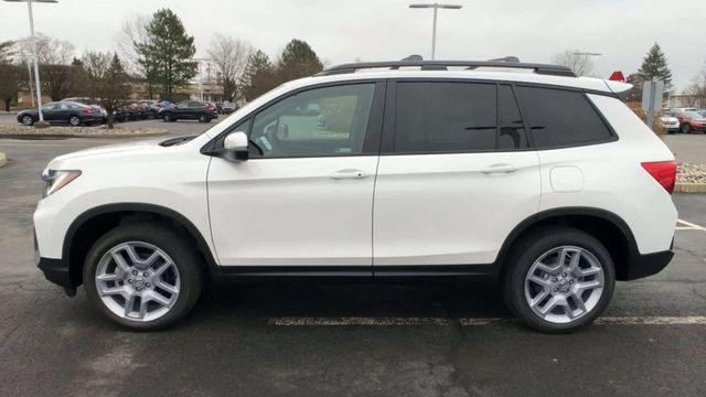 new 2025 Honda Passport car, priced at $46,050