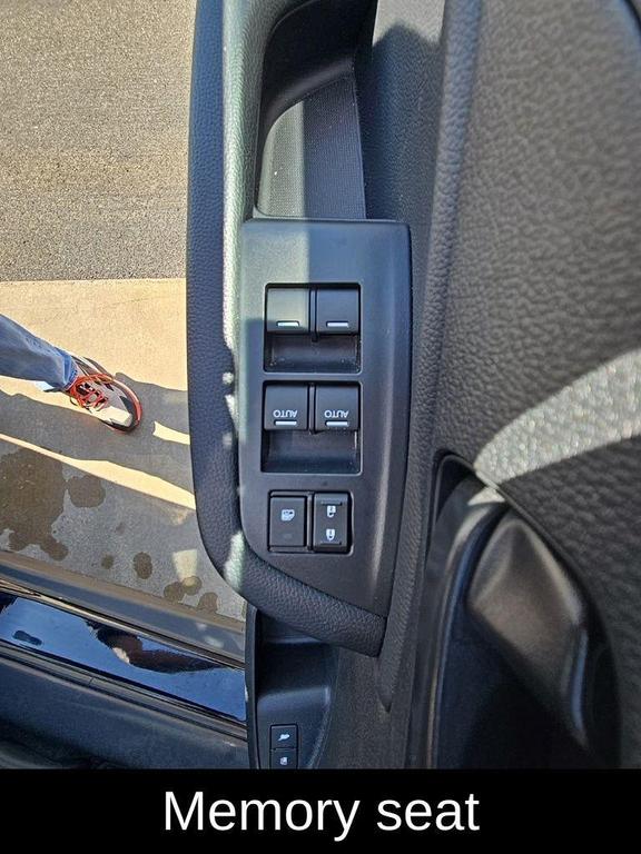used 2022 Honda Passport car, priced at $35,420