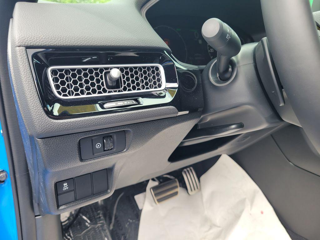 new 2026 Honda Civic Hybrid car, priced at $32,100