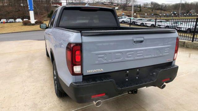 new 2025 Honda Ridgeline car, priced at $42,000