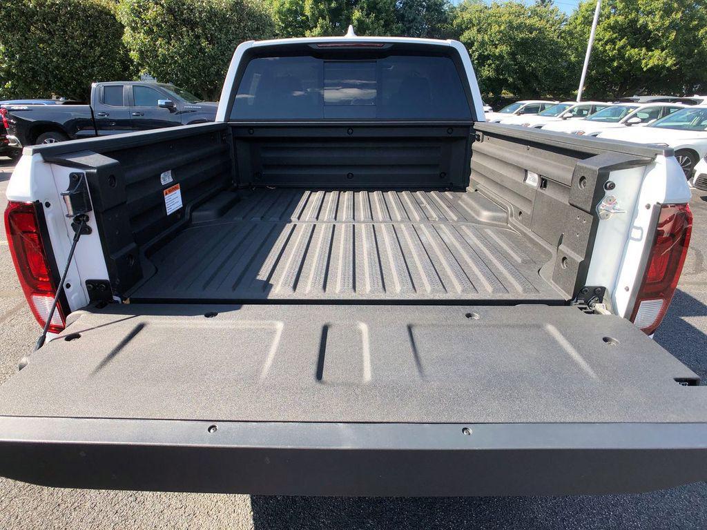 new 2025 Honda Ridgeline car, priced at $44,885
