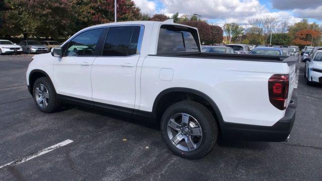 new 2025 Honda Ridgeline car, priced at $45,385