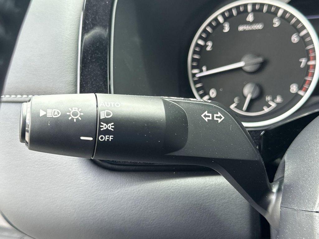 new 2025 Nissan Pathfinder car, priced at $35,827