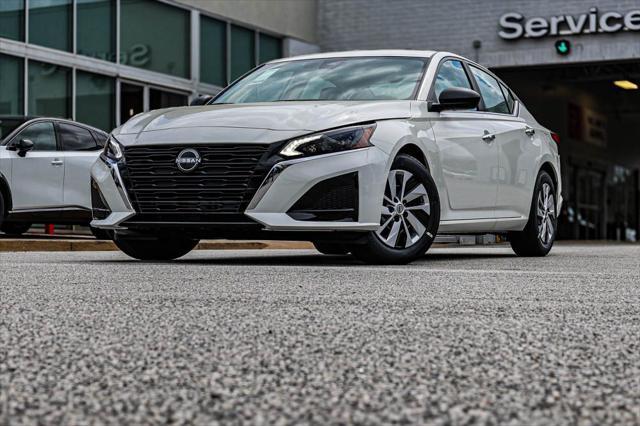 new 2025 Nissan Altima car, priced at $25,701