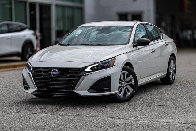 new 2025 Nissan Altima car, priced at $25,701