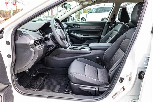 new 2025 Nissan Altima car, priced at $25,701