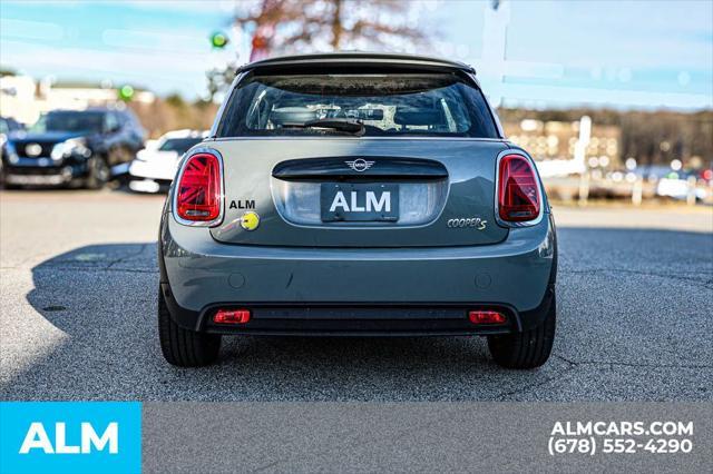 used 2023 MINI Hardtop car, priced at $18,520