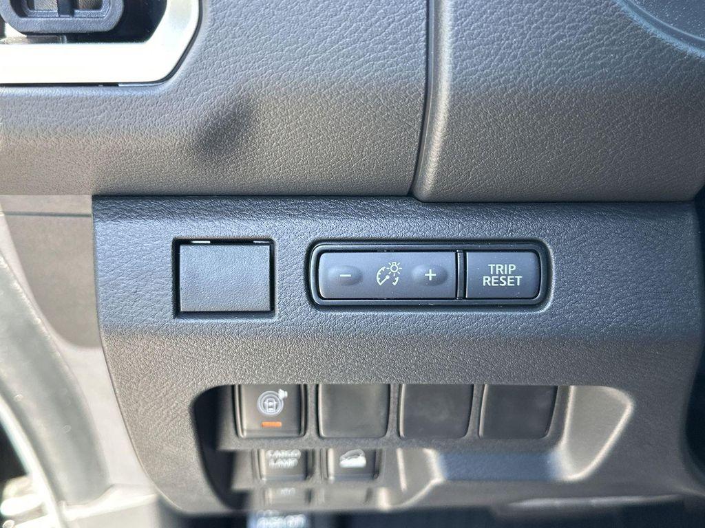 new 2025 Nissan Frontier car, priced at $34,536