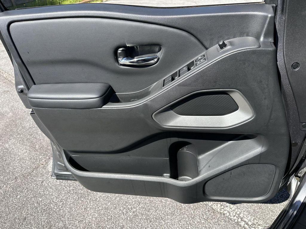 new 2025 Nissan Frontier car, priced at $34,536