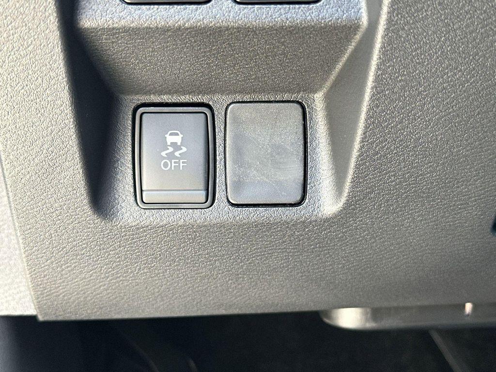 new 2025 Nissan Frontier car, priced at $34,536