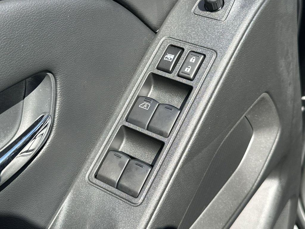 new 2025 Nissan Frontier car, priced at $34,536