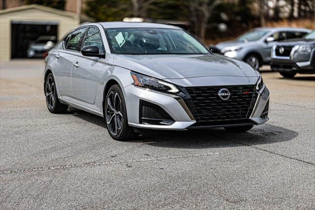 new 2025 Nissan Altima car, priced at $29,305