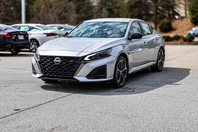 new 2025 Nissan Altima car, priced at $29,305