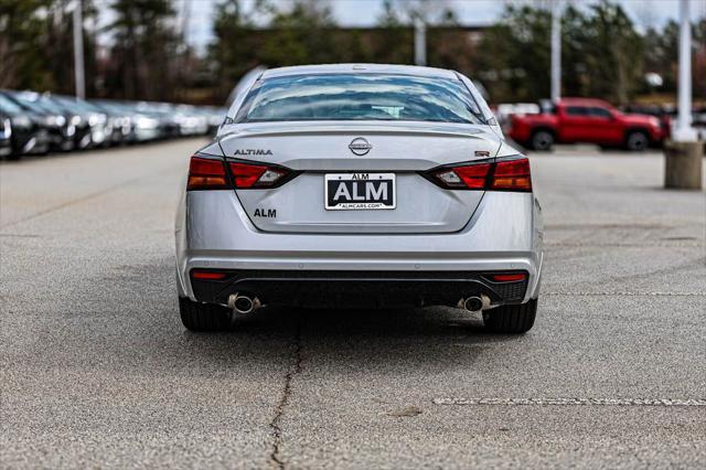 new 2025 Nissan Altima car, priced at $29,305